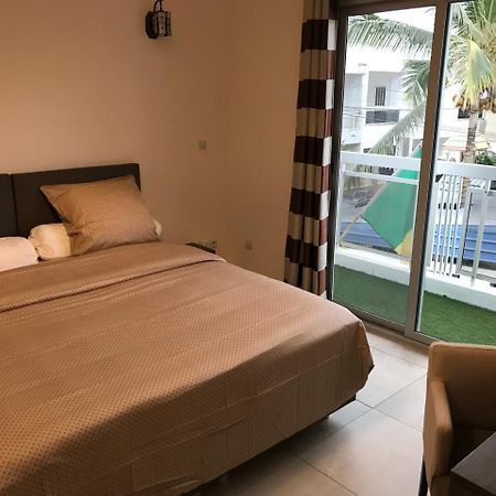 Hotel J Pad à Dakar Extérieur photo